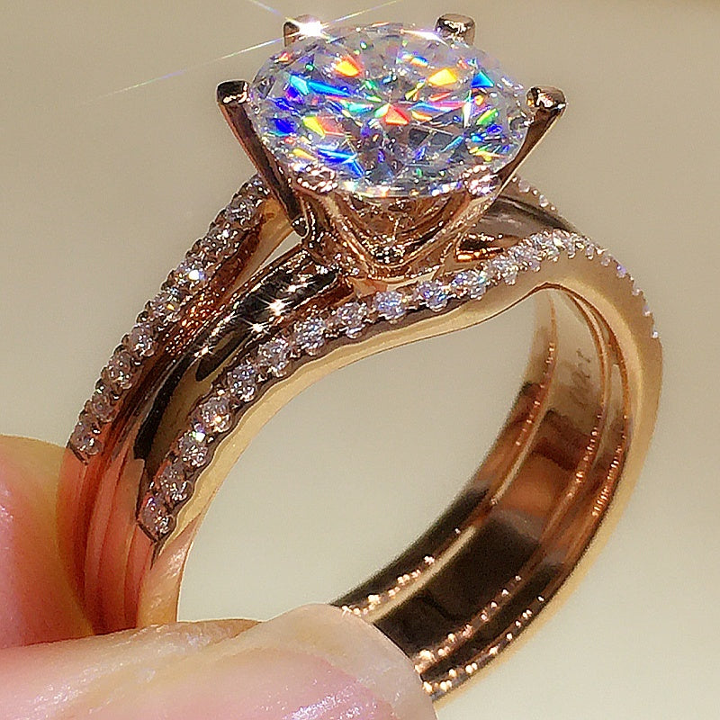 18K Gold Moissanite Matching Ring Set