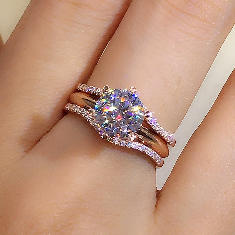 18K Gold Moissanite Matching Ring Set